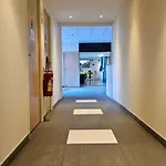 Fasthotel Dunkerque ホテル