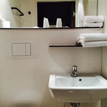 Fasthotel Dunkerque 호텔