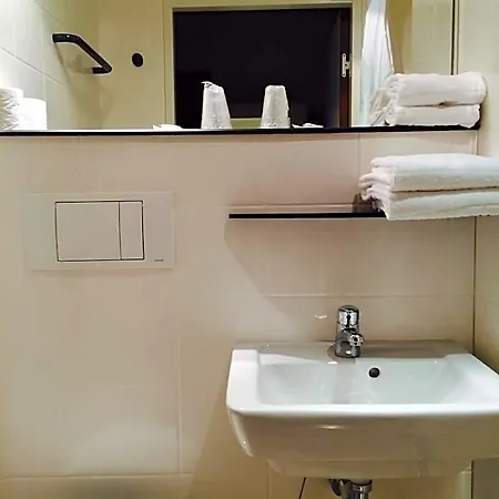 Hotell Fasthotel Dunkerque 2*
